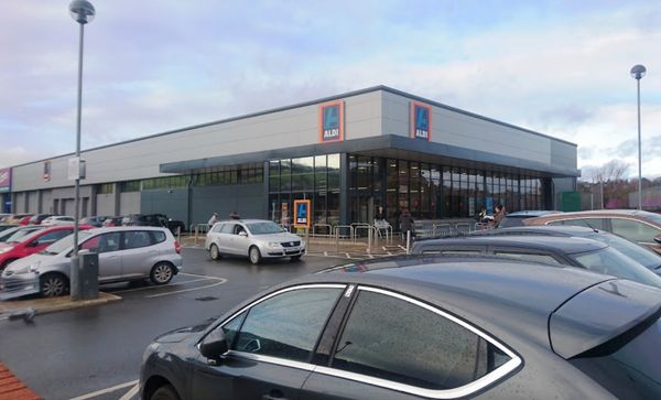 B&amp;M/Aldi